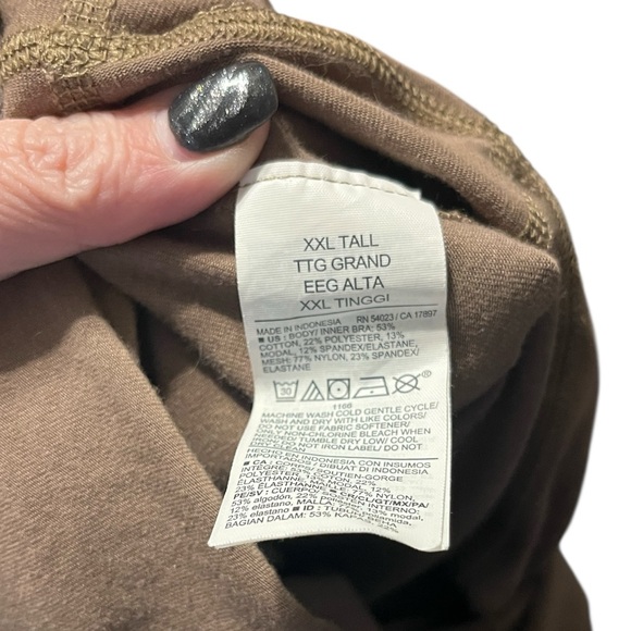 Old Navy Active Powerchill Tan Jumpsuit with adjustable straps & built-in bra - Picture 9 of 9